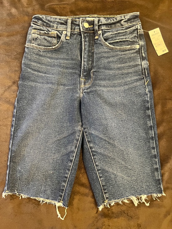 Good American Pants - Good American Medium Wash Denim Bermuda Shorts